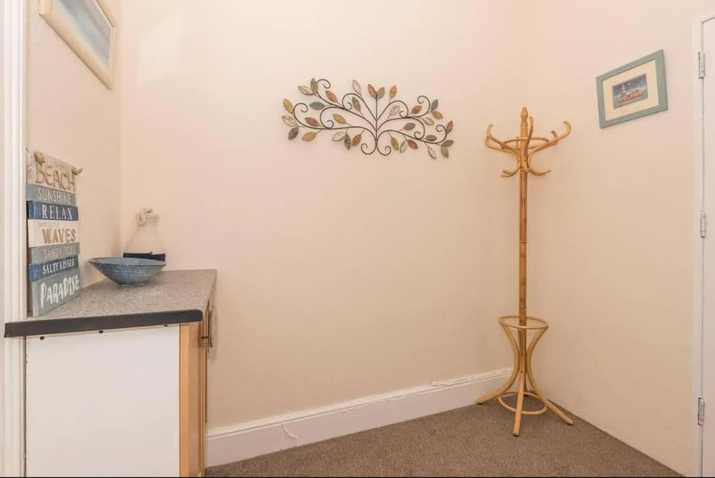 Bright 2 Bedroom Apartment Near Seafront Central بينزانس المظهر الخارجي الصورة